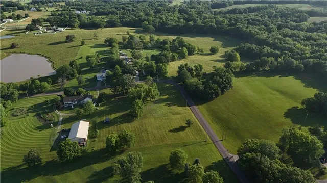 $214,000 | 21619 Northeast 150 Street, Kearney, MO 64060