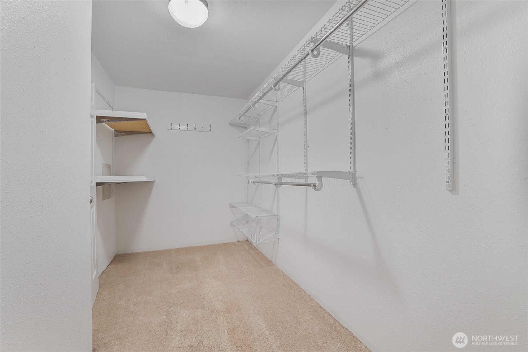 41 Barbara Lane Belfair, WA 98528 - Photo 18 of 28 a view of room