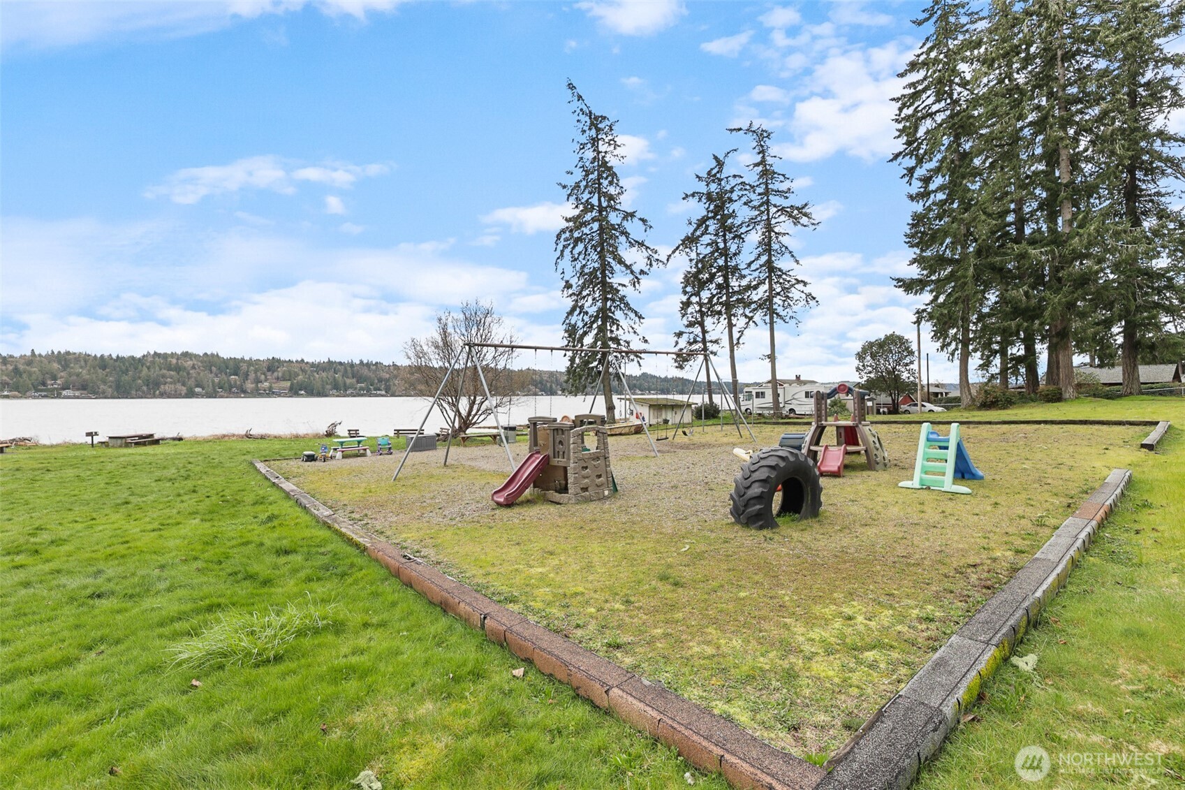 41 Barbara Lane Belfair, WA 98528 - Photo 27 of 28 swimming pool view