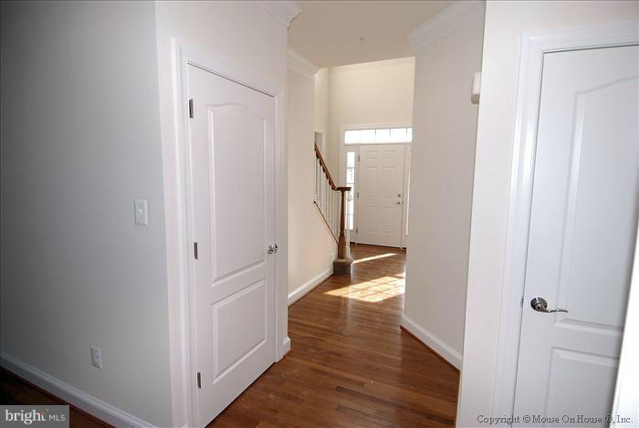 1277 Cambria Road Westminster, MD 21157 - Photo 8 of 28 Hall