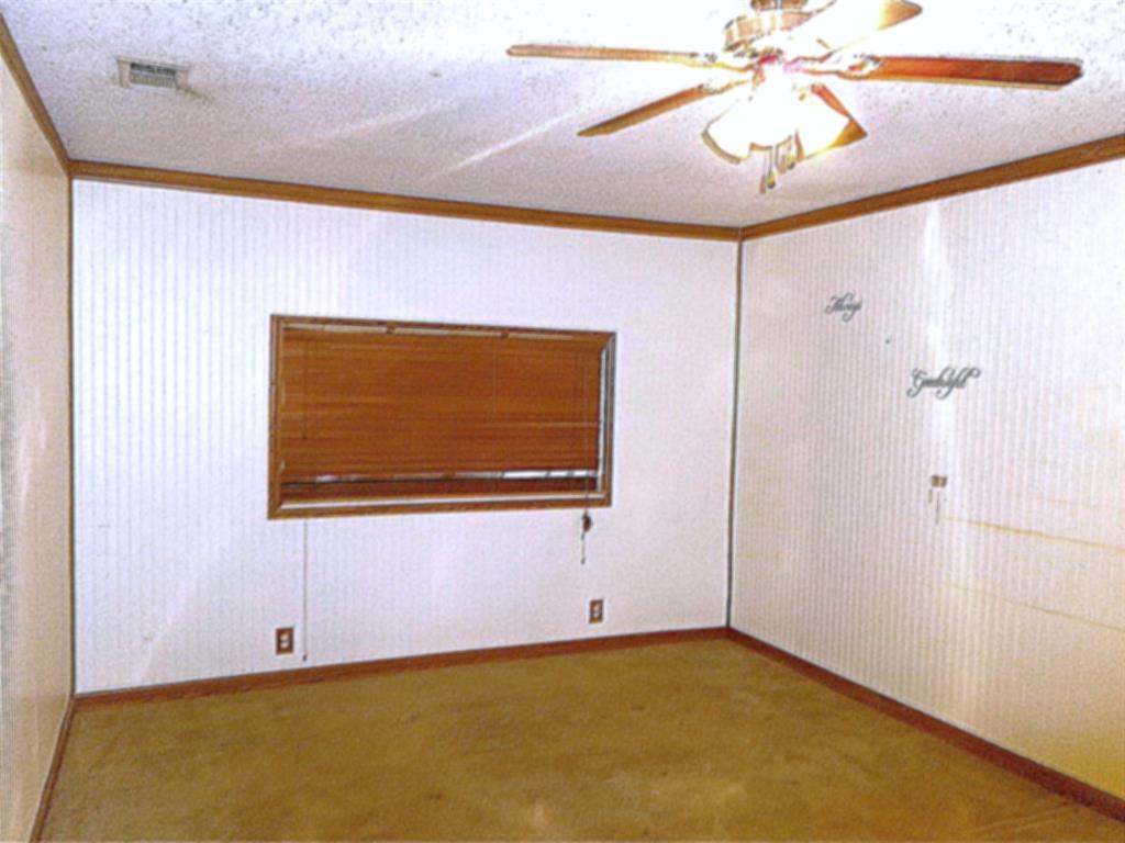 200 West Spencer Street Bangs, TX 76823 - Photo 18 of 19