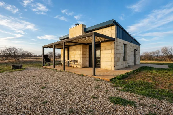 $300,000 | 2456 Farm To Market 3519, Justiceburg, TX 79330