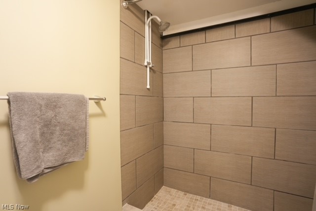 1422 Lander Road Cleveland, OH 44124 - Photo 23 of 30