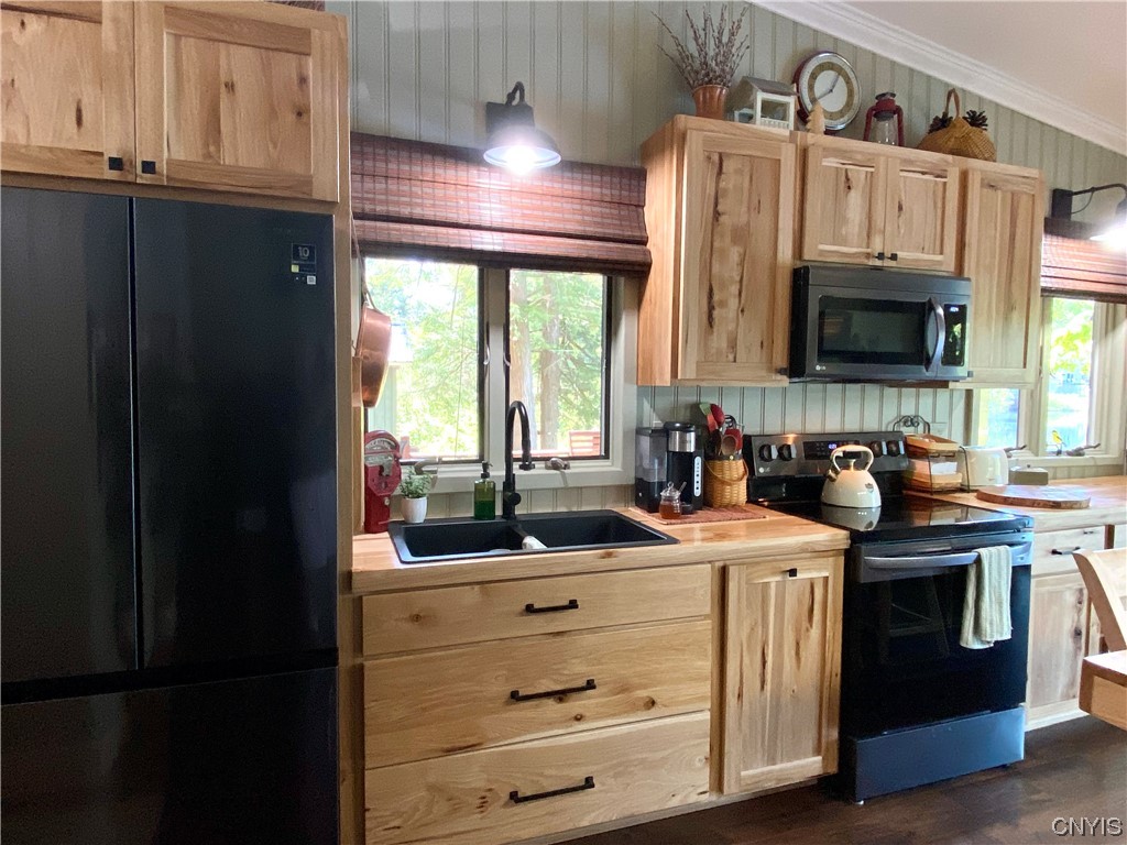 56 Krigbaum Drive Williamstown, NY 13302 - Photo 9 of 48