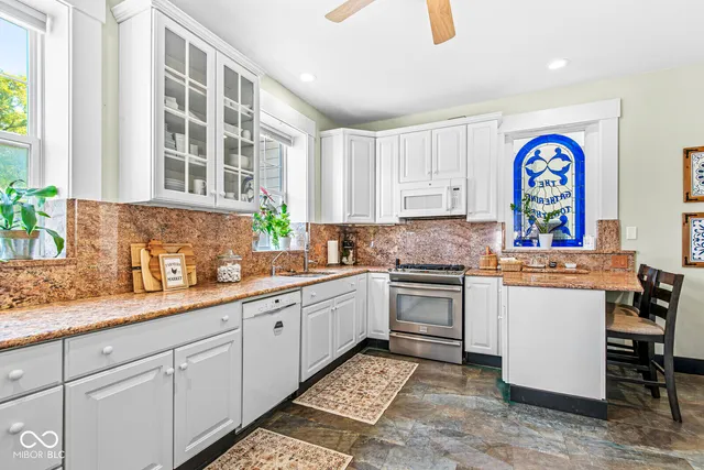 $675,000 | 147 North Center Street, Plainfield, IN 46168