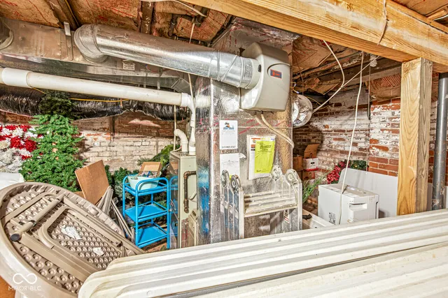 $675,000 | 147 North Center Street, Plainfield, IN 46168