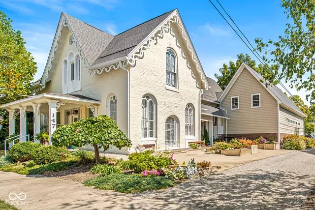 $675,000 | 147 North Center Street, Plainfield, IN 46168
