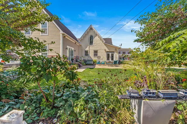 $675,000 | 147 North Center Street, Plainfield, IN 46168