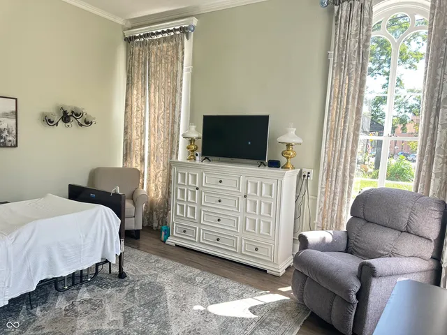 $675,000 | 147 North Center Street, Plainfield, IN 46168