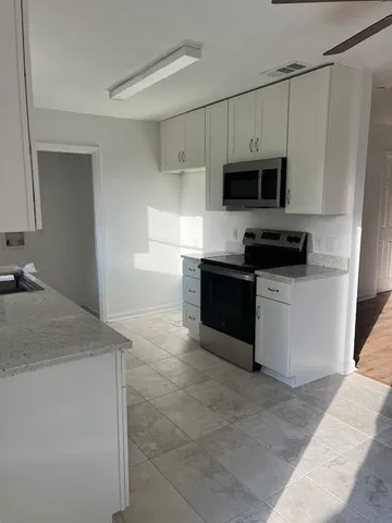 $1,400 | 626 Ramon Street, Mandeville, LA 70448