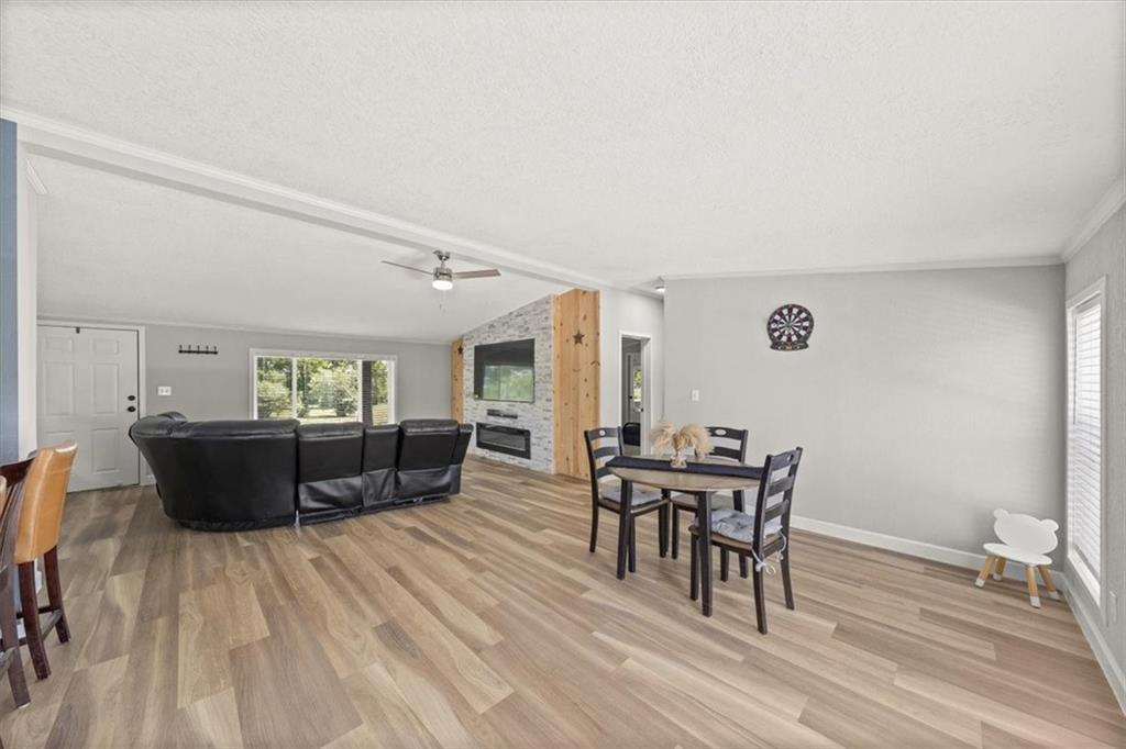 23224 South Cedar Niles Road Spring Hill, KS 66083 - Photo 11 of 39