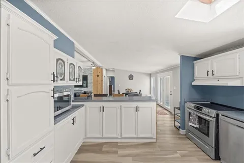 $650,000 | 23224 South Cedar Niles Road, Spring Hill, KS 66083