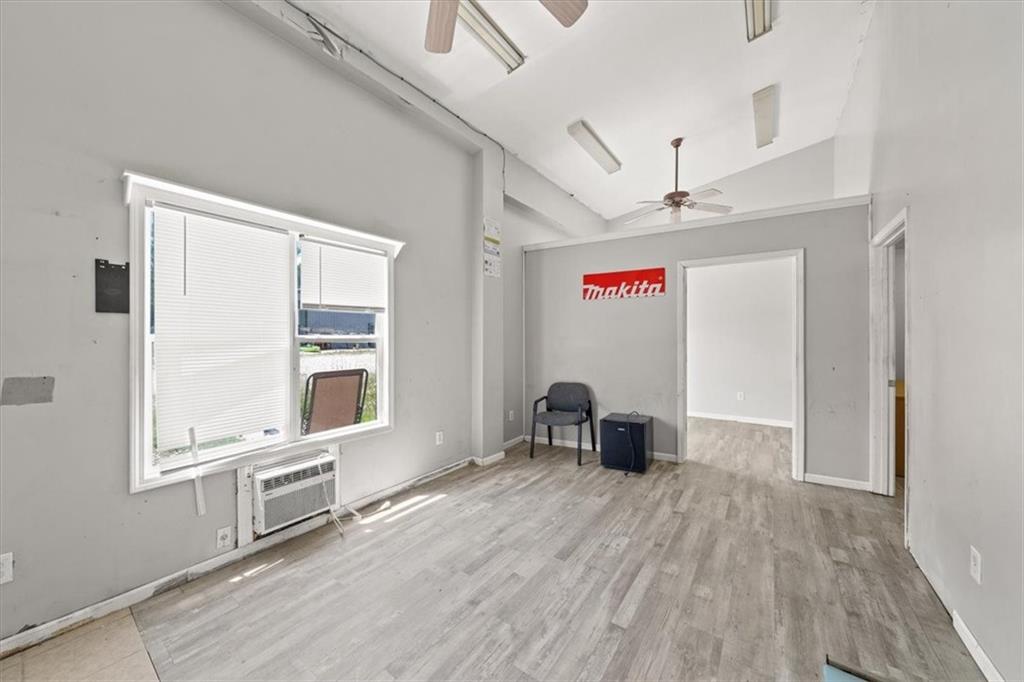 23224 South Cedar Niles Road Spring Hill, KS 66083 - Photo 25 of 39