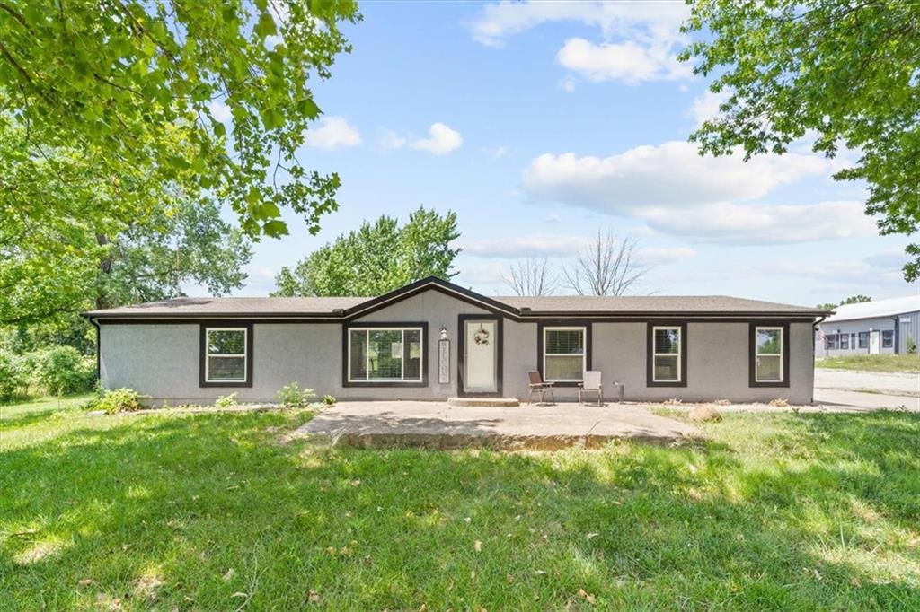 23224 South Cedar Niles Road Spring Hill, KS 66083 - Photo 32 of 39