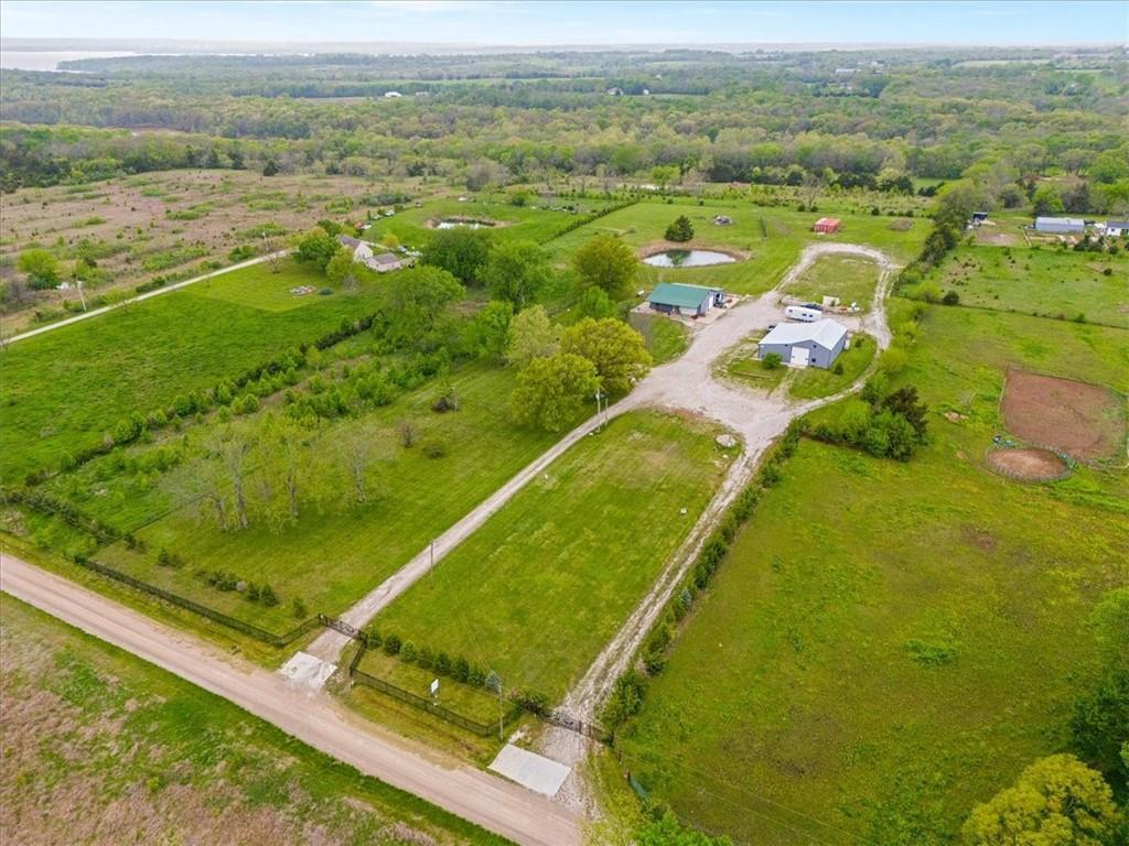 23224 South Cedar Niles Road Spring Hill, KS 66083 - Photo 33 of 39