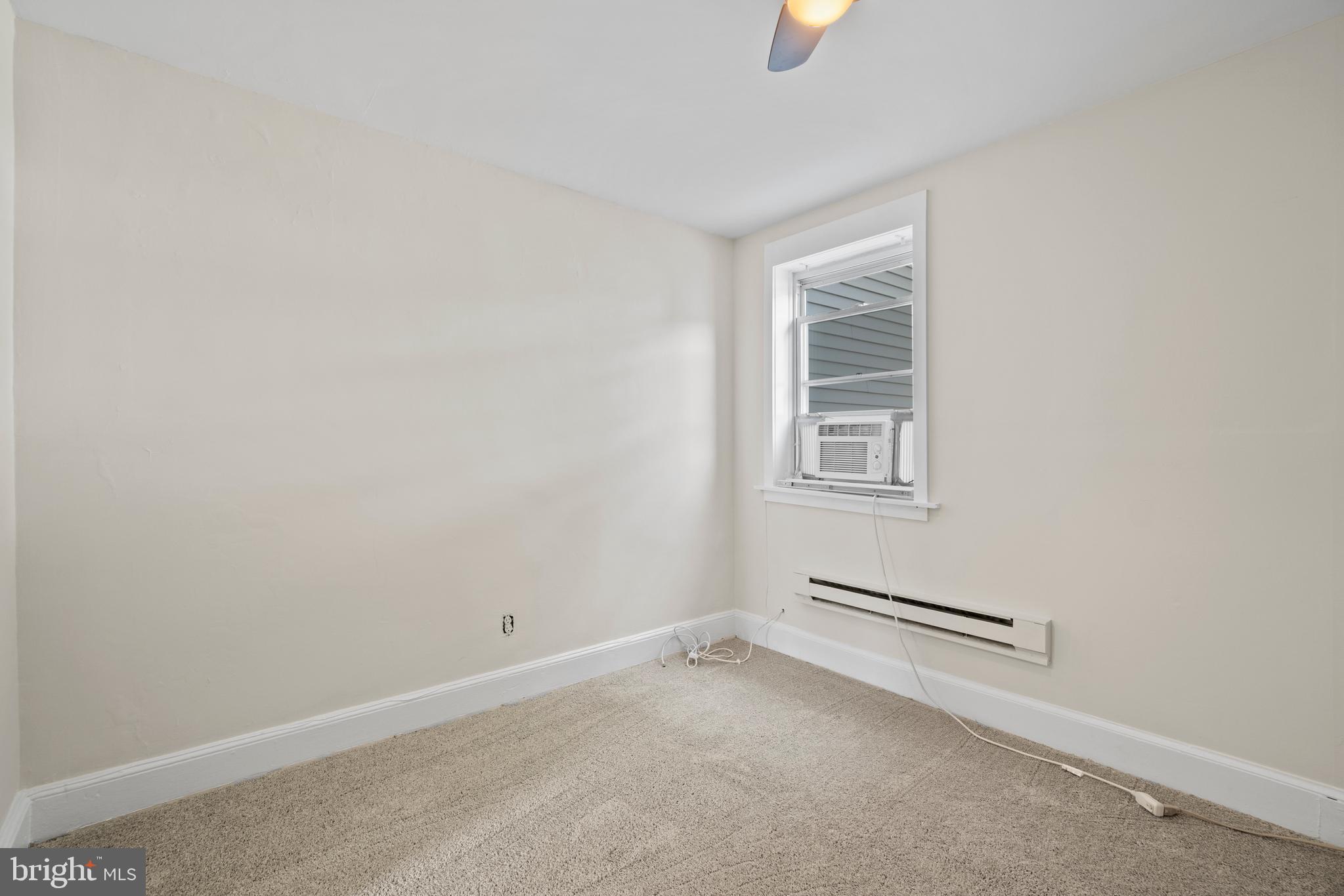 441 Ridge Street Northwest Washington, DC 20001 - Photo 22 of 35 Bedroom