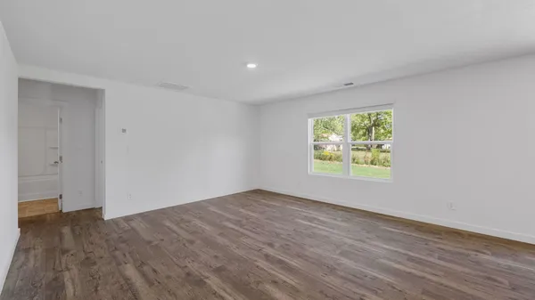 $370,240 | 4330 Scenic Mdw Drive Northeast, Cleveland, TN 37323