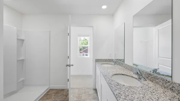 $370,240 | 4330 Scenic Mdw Drive Northeast, Cleveland, TN 37323