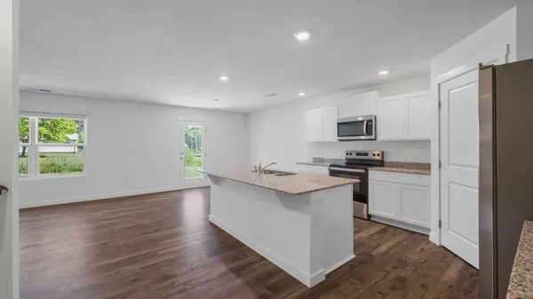 $370,240 | 4330 Scenic Mdw Drive Northeast, Cleveland, TN 37323