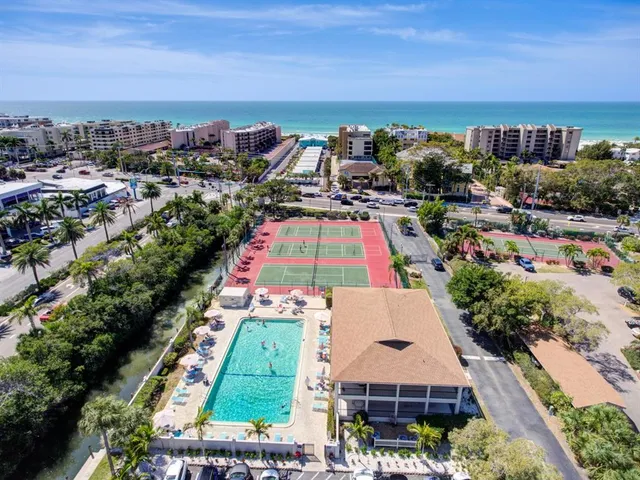 $975,000 | 6415 Midnight Pass Road, Unit 904, Sarasota, FL 34242