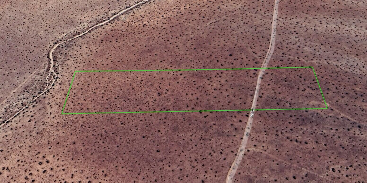 160th Street East Edwards, CA 93523 - Photo 7 of 20 23308011 top