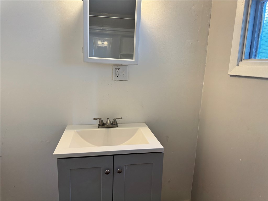 11 Otis Street Rochester, NY 14606 - Photo 18 of 20