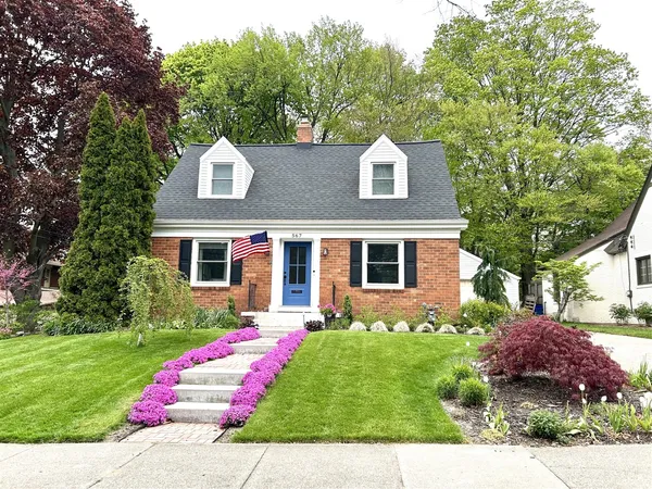 $550,000 | 567 Central Avenue, Holland, MI 49423