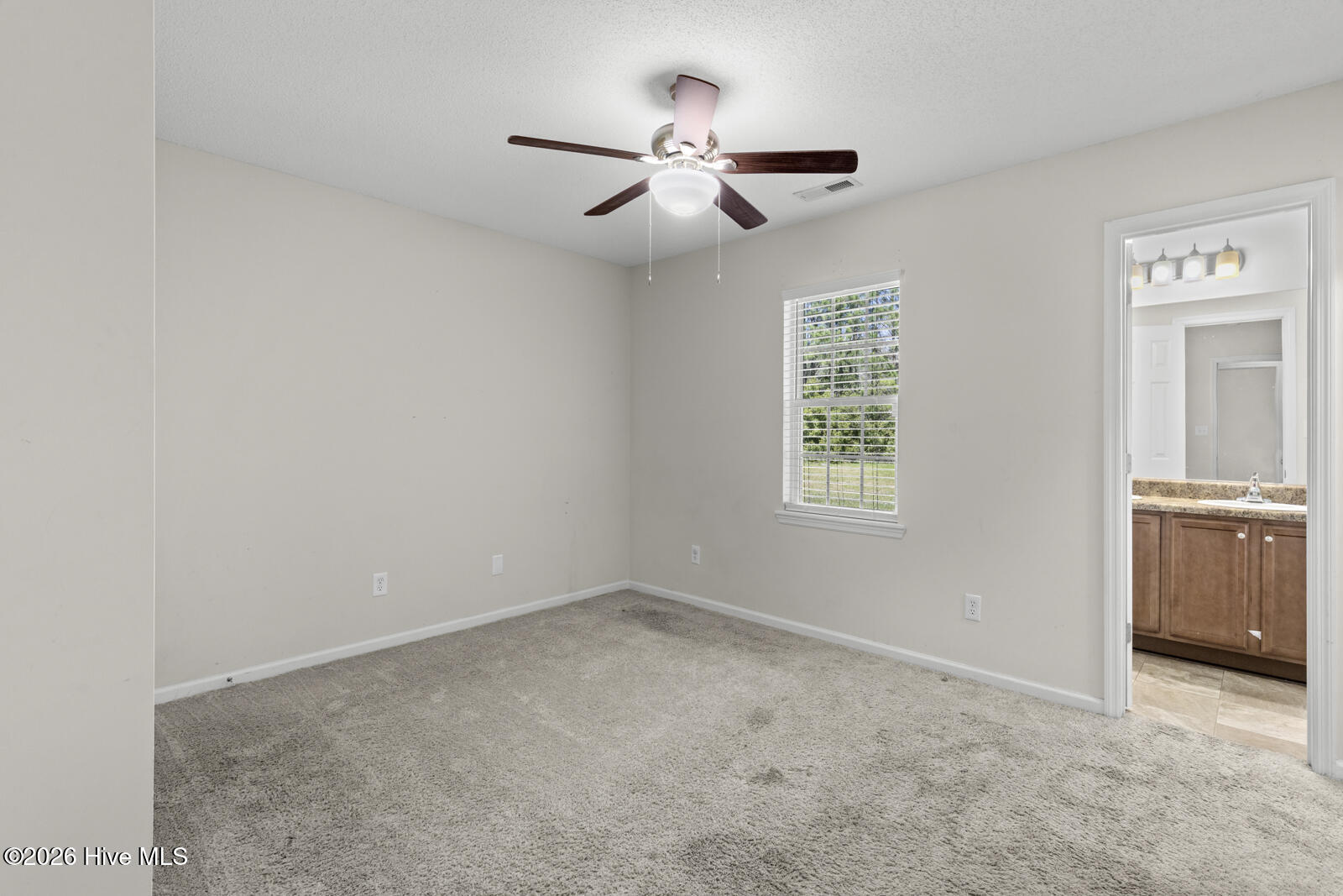 100 Burrell Lane Richlands, NC 28574 - Photo 11 of 21 865DFDC4-CD29-44E2-ACC0-284B7C91DF8E