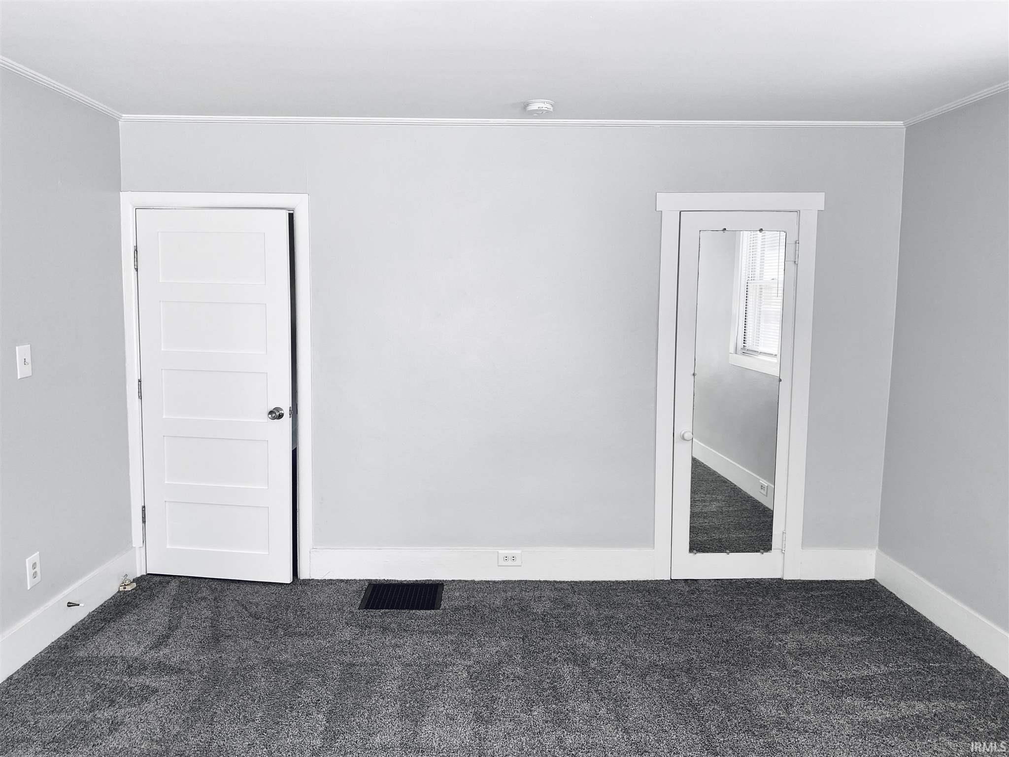 809 South Washington Street Bloomington, IN 47401 - Photo 12 of 33