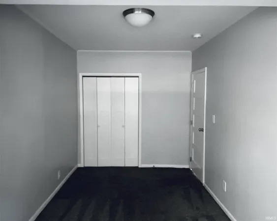 $2,800 | 809 South Washington Street, Bloomington, IN 47401