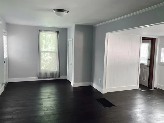 $2,820 | 809 South Washington Street, Bloomington, IN 47401