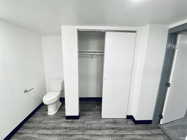 $2,800 | 809 South Washington Street, Bloomington, IN 47401