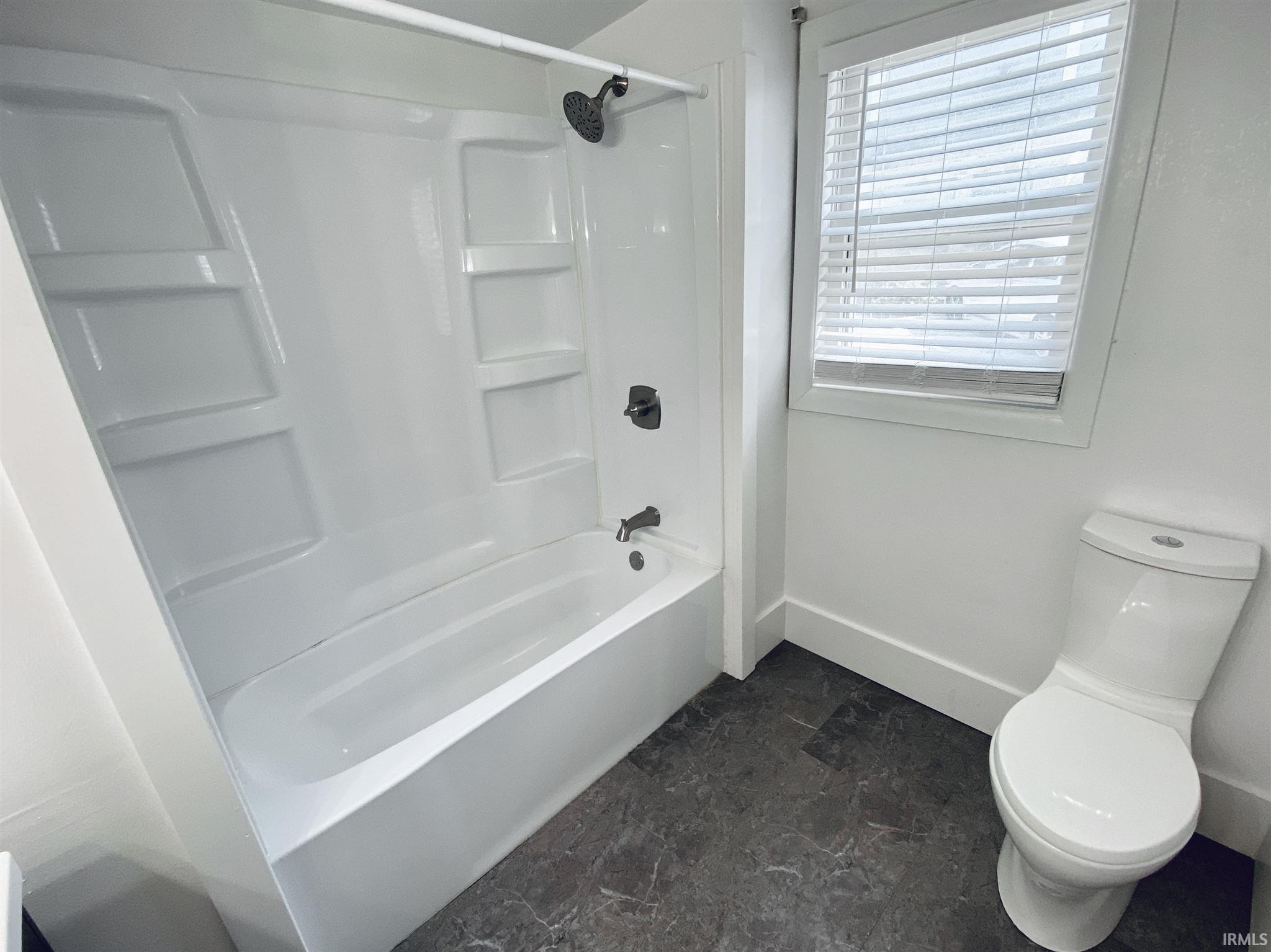 809 South Washington Street Bloomington, IN 47401 - Photo 4 of 33