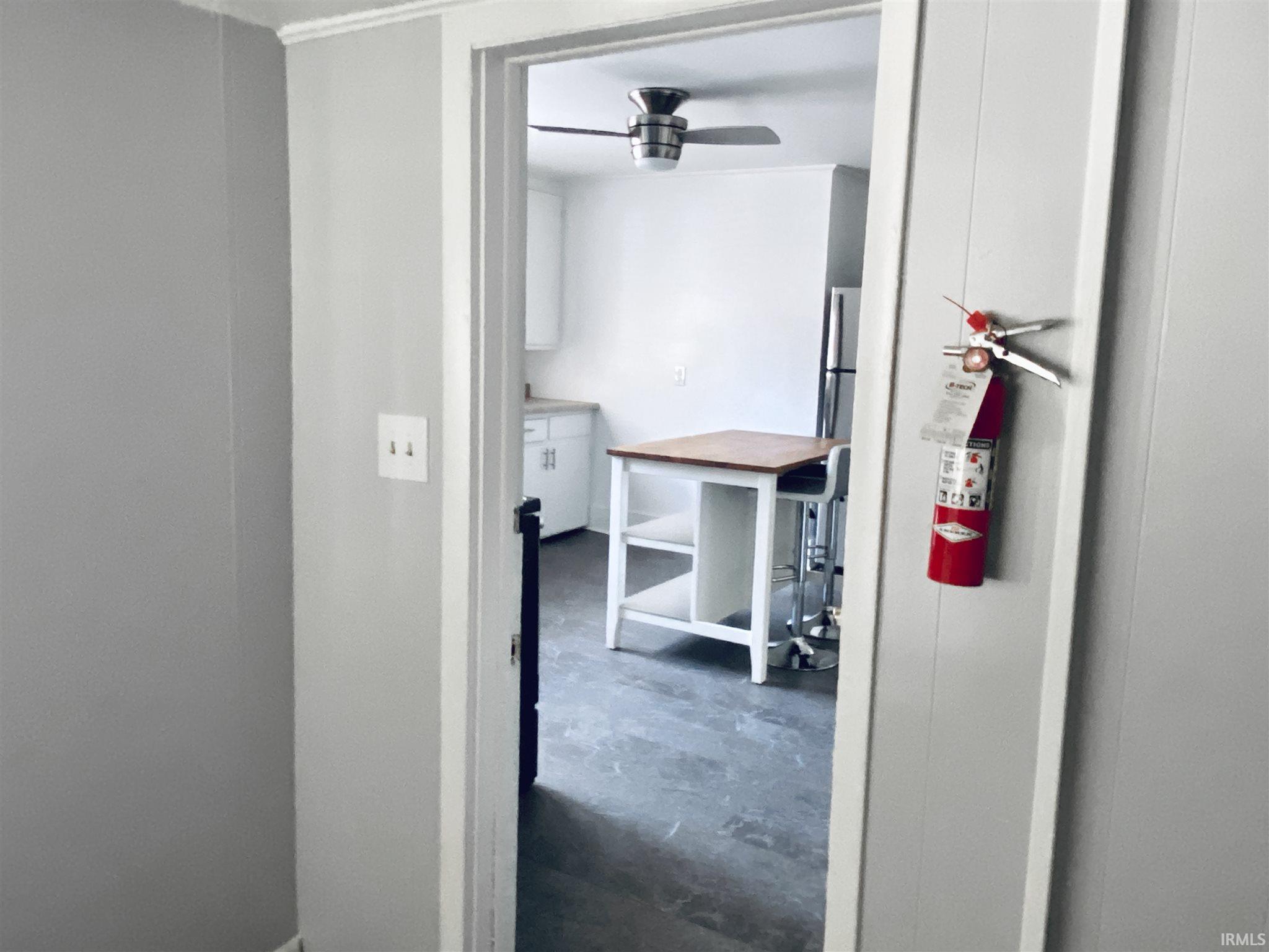 809 South Washington Street Bloomington, IN 47401 - Photo 4 of 33