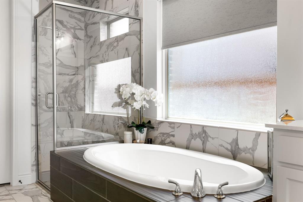 2264 Savannah Oak Road Frisco, TX 75033 - Photo 23 of 39