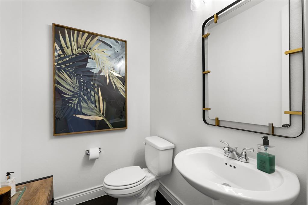 2264 Savannah Oak Road Frisco, TX 75033 - Photo 24 of 39