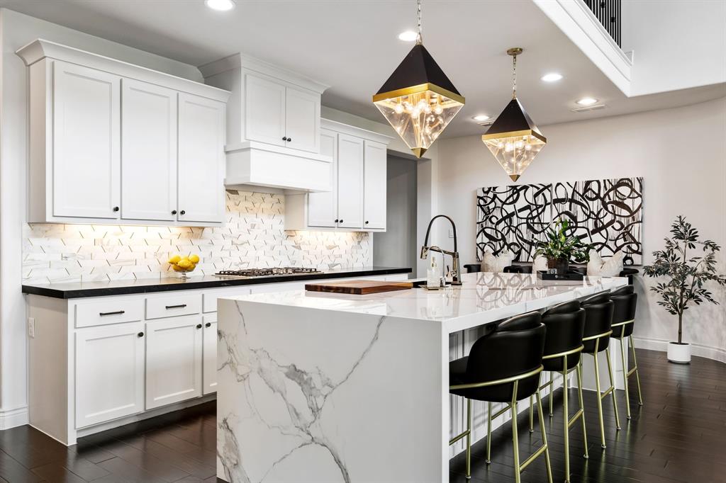 2264 Savannah Oak Road Frisco, TX 75033 - Photo 4 of 39