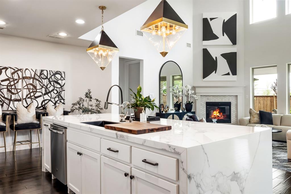 2264 Savannah Oak Road Frisco, TX 75033 - Photo 8 of 39