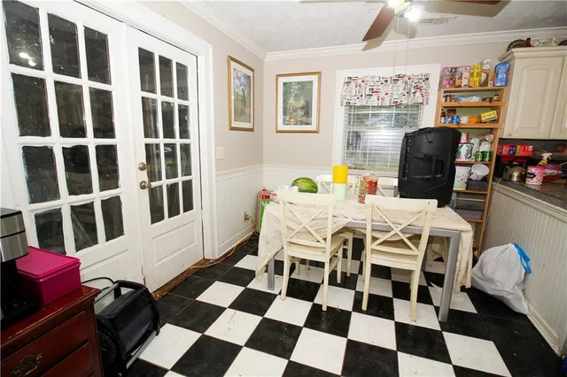 a black and white checkered floor with a black white checkered floor