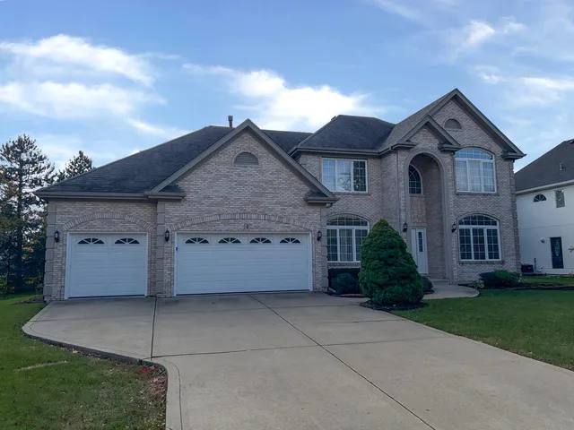 $514,900 | 4 Alleghany Court, Bolingbrook, IL 60440