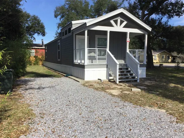 $96,400 | 226 West Carlton Street, Sulphur, LA 70663