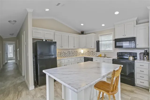 $96,400 | 226 West Carlton Street, Sulphur, LA 70663