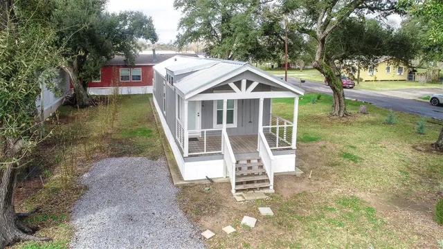 $96,400 | 226 West Carlton Street, Sulphur, LA 70663