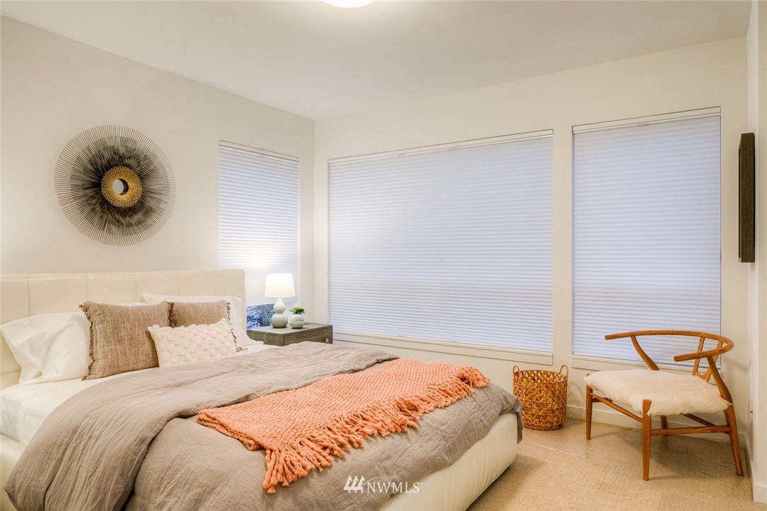 1117 34th Avenue, Unit B Seattle, WA 98122 - Photo 12 of 23