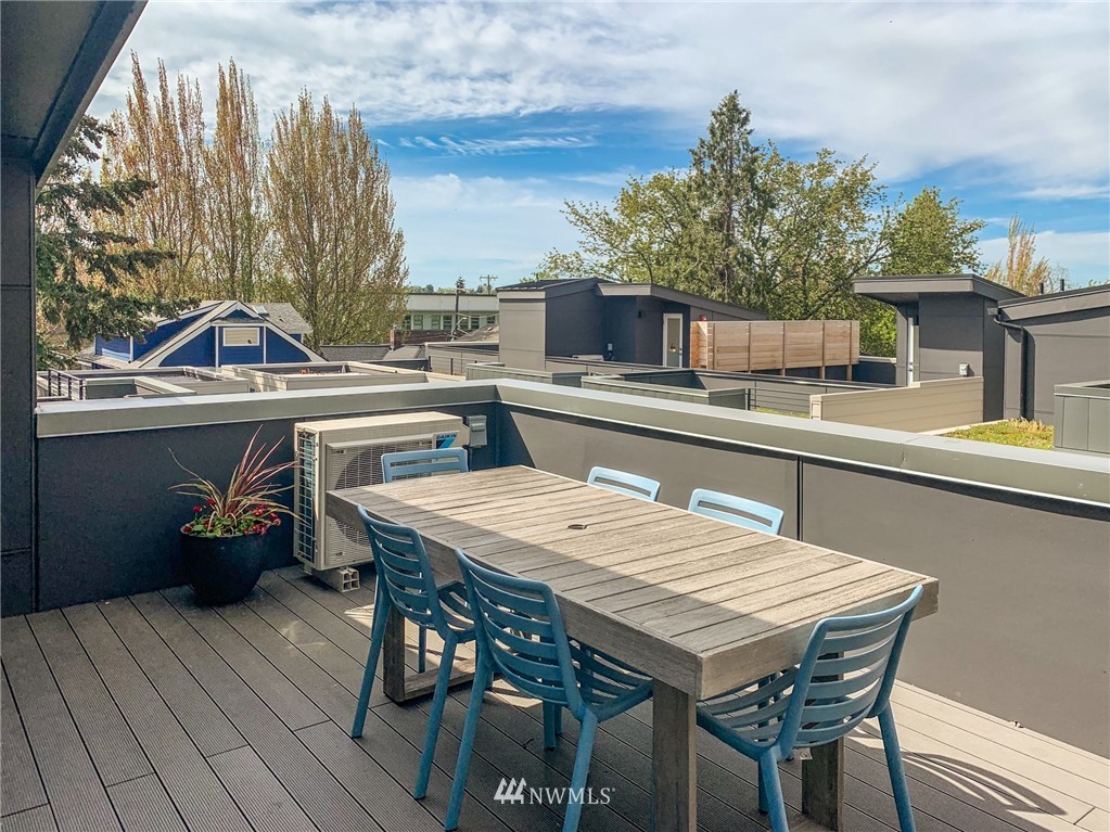 1117 34th Avenue, Unit B Seattle, WA 98122 - Photo 16 of 23