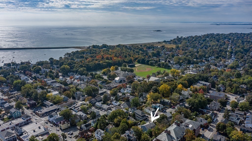 39 Prospect Street, Unit 4 Marblehead, MA 01945 - Photo 4 of 24