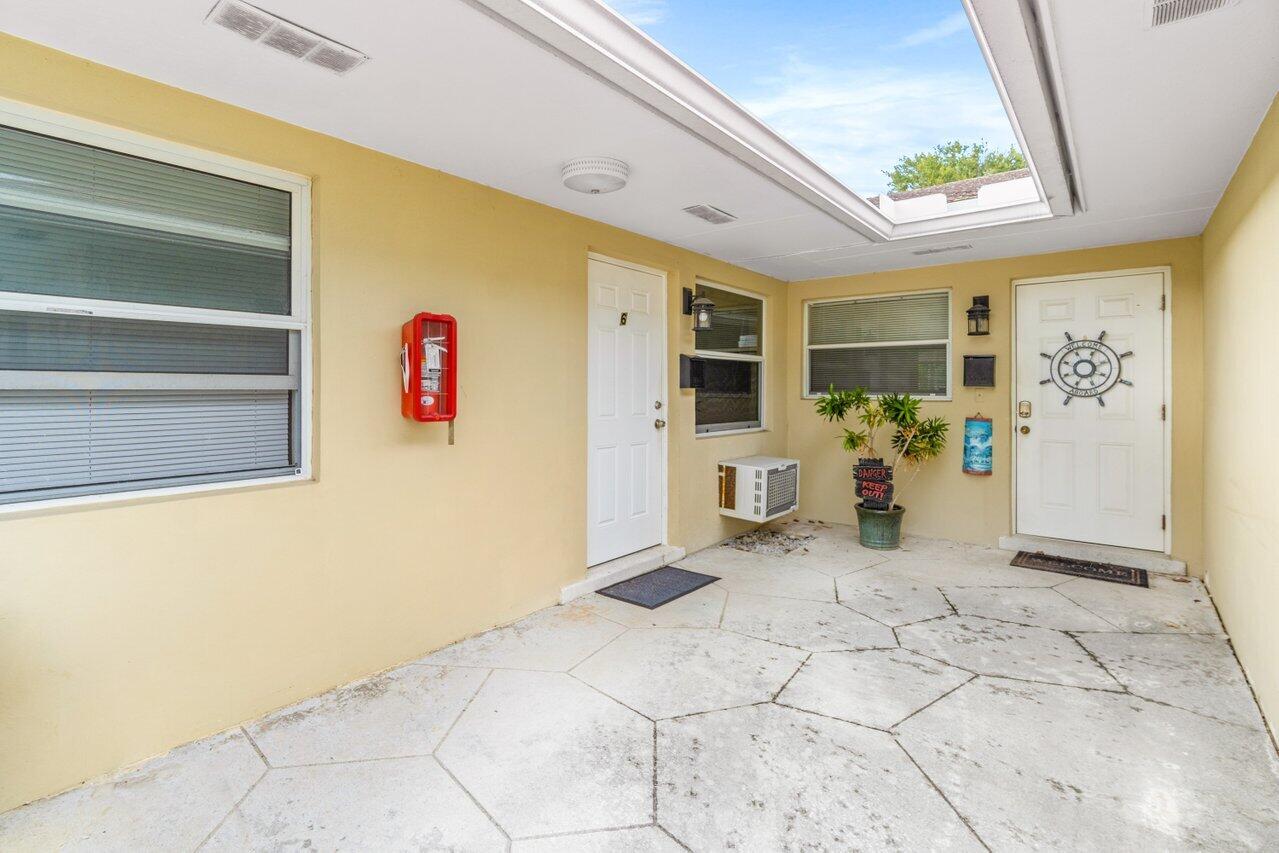751 Hummingbird Way, Unit 6 North Palm Beach, FL 33408 - Photo 17 of 18 003-751HummingbirdWay-NorthPalmBeach-FL-
