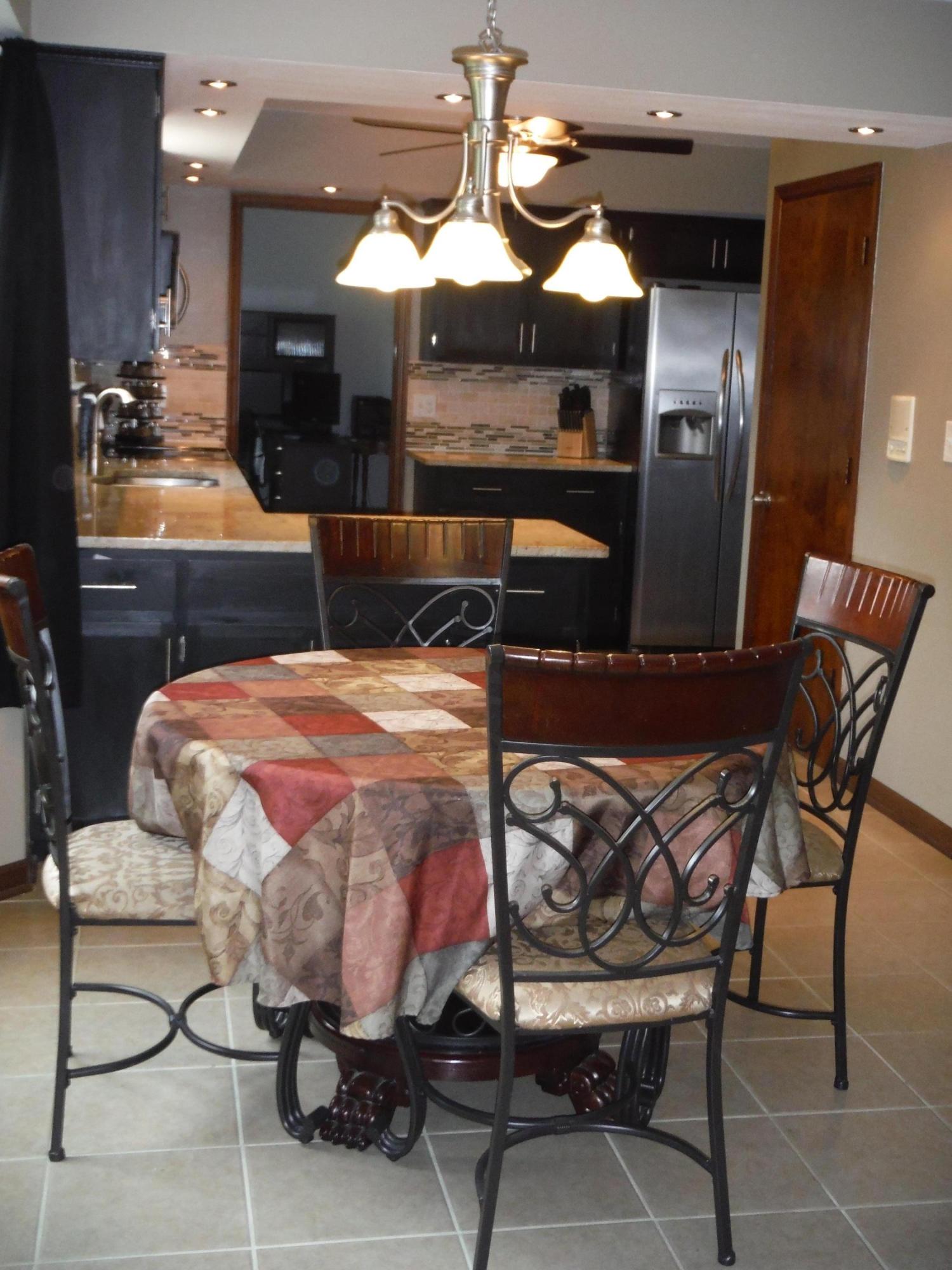 1660 Sandhurst Road Columbus, OH 43229 - Photo 8 of 24 Gallery Image 8