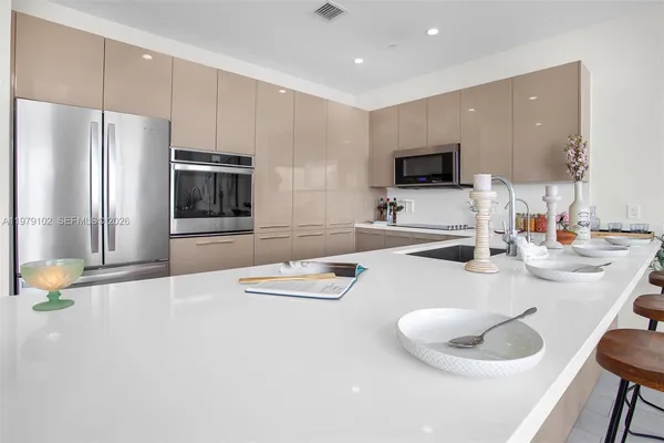 $1,350,000 | 2000 Metropica Way, Unit PH02, Sunrise, FL 33323