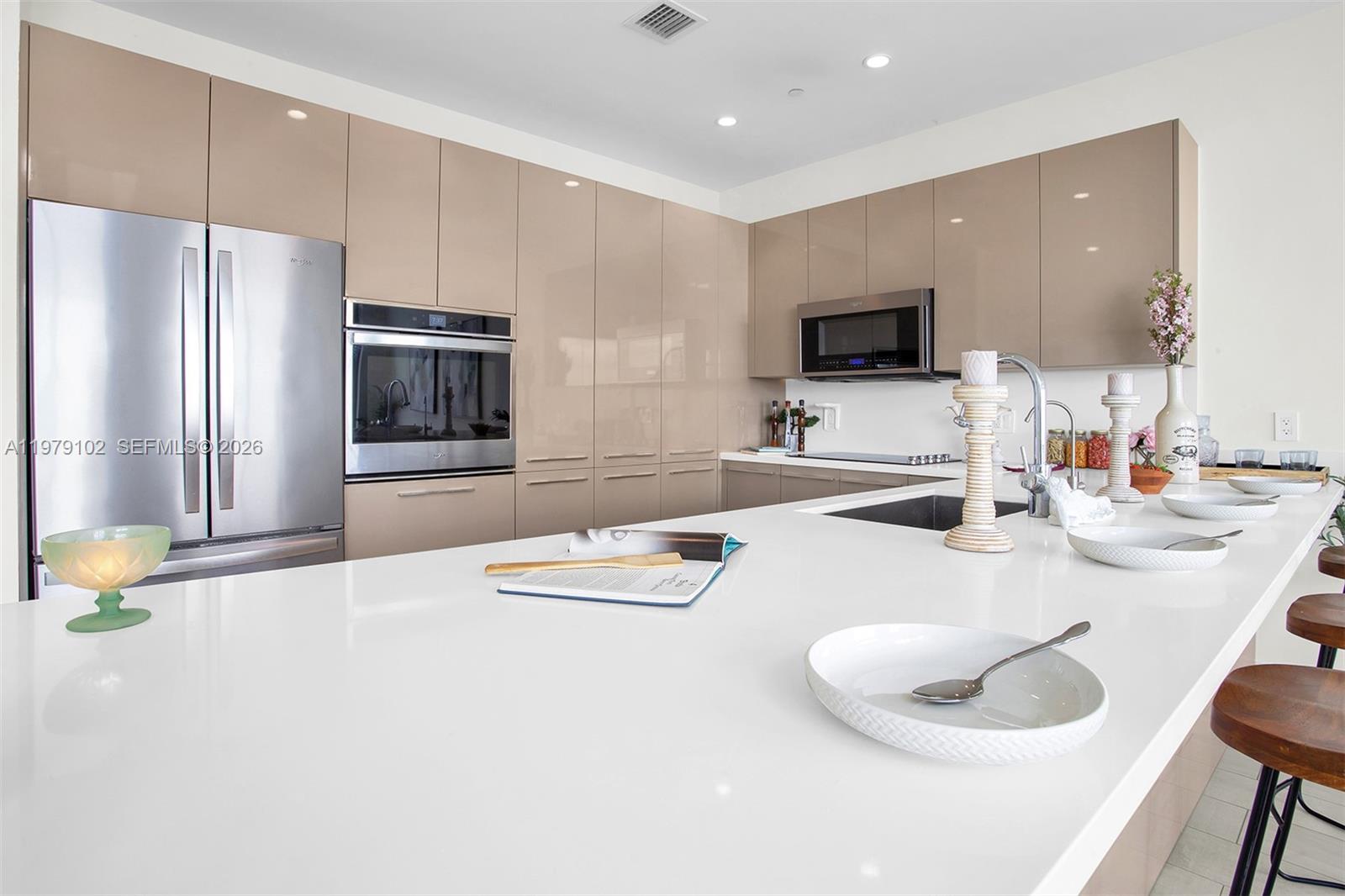 2000 Metropica Way, Unit PH02 Sunrise, FL 33323 - Photo 14 of 82